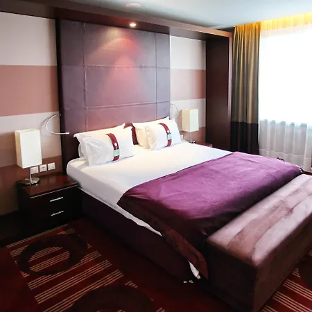 Crowne Plaza By Ihg Hotel 5*