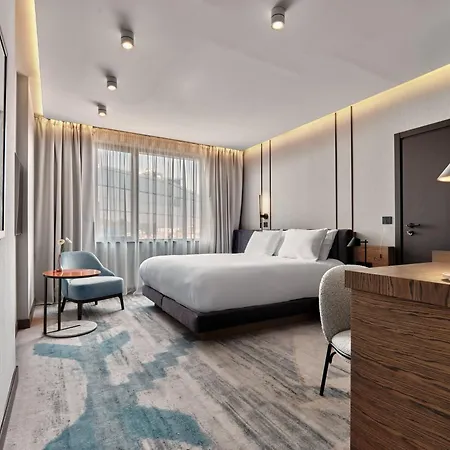 Crowne Plaza By Ihg Hotel Sofia