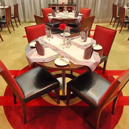 Crowne Plaza By Ihg Hotel 5*