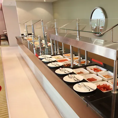 Crowne Plaza By Ihg Хотел 5*