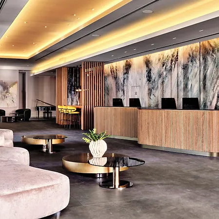 Crowne Plaza By Ihg 5*