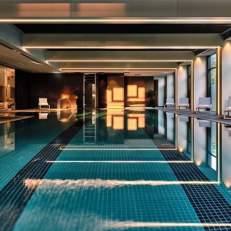 Crowne Plaza By Ihg מלון סופיה