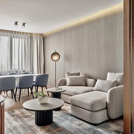 Хотел Crowne Plaza By Ihg София