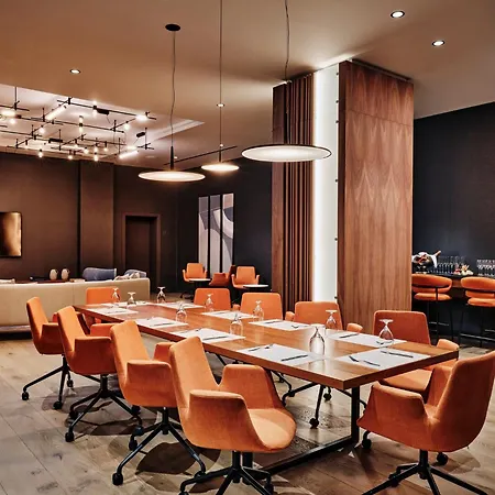 Crowne Plaza By Ihg 5* София