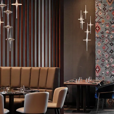 Crowne Plaza By Ihg 5* София