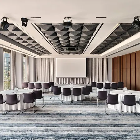 ホテル Crowne Plaza By Ihg ソフィア
