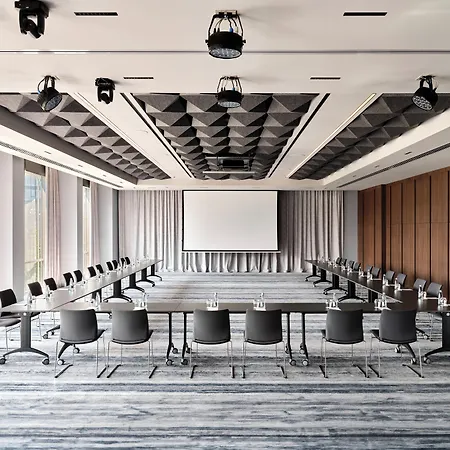 Crowne Plaza By Ihg 5* София