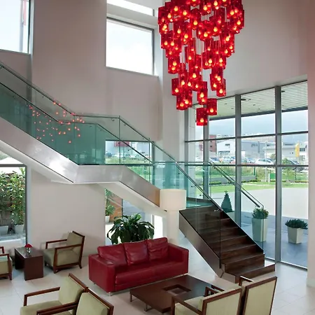 Crowne Plaza By Ihg Hotel