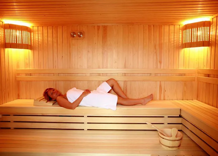 Hotel Crowne Plaza By Ihg 5*