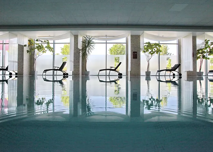 Crowne Plaza By Ihg Hotel