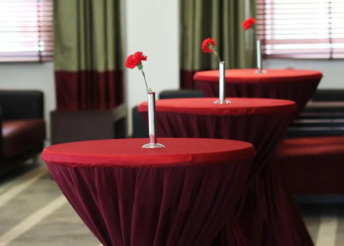 Otel Crowne Plaza By Ihg 5*