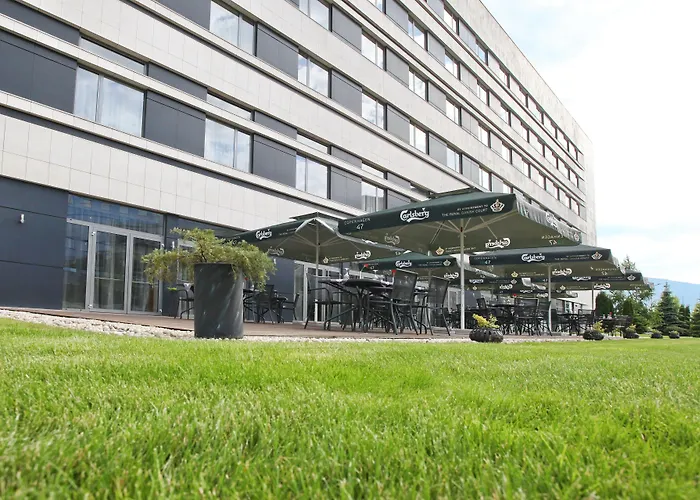 Crowne Plaza By Ihg Hotel