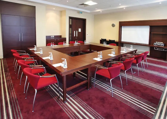 Crowne Plaza By Ihg Отель