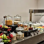 Crowne Plaza By Ihg Hotel