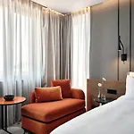 Crowne Plaza By Ihg