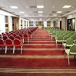 Crowne Plaza By Ihg 5*