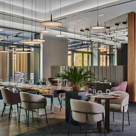 Hotel Crowne Plaza By Ihg 5*
