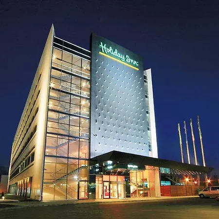Crowne Plaza By Ihg Hotel