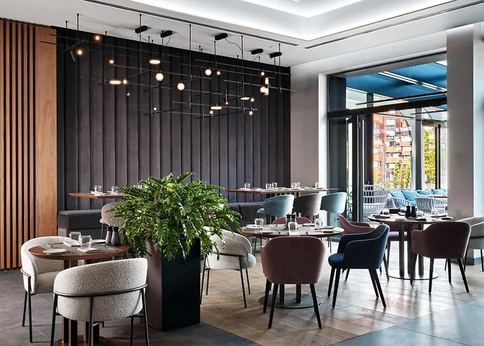 Crowne Plaza By Ihg מלון 5*